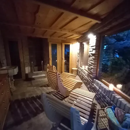 Visual * 科马尔诺